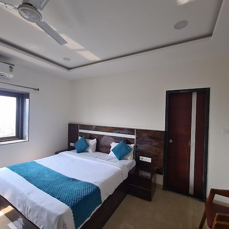 Hill View Hotel By Bil Lonavala Kültér fotó