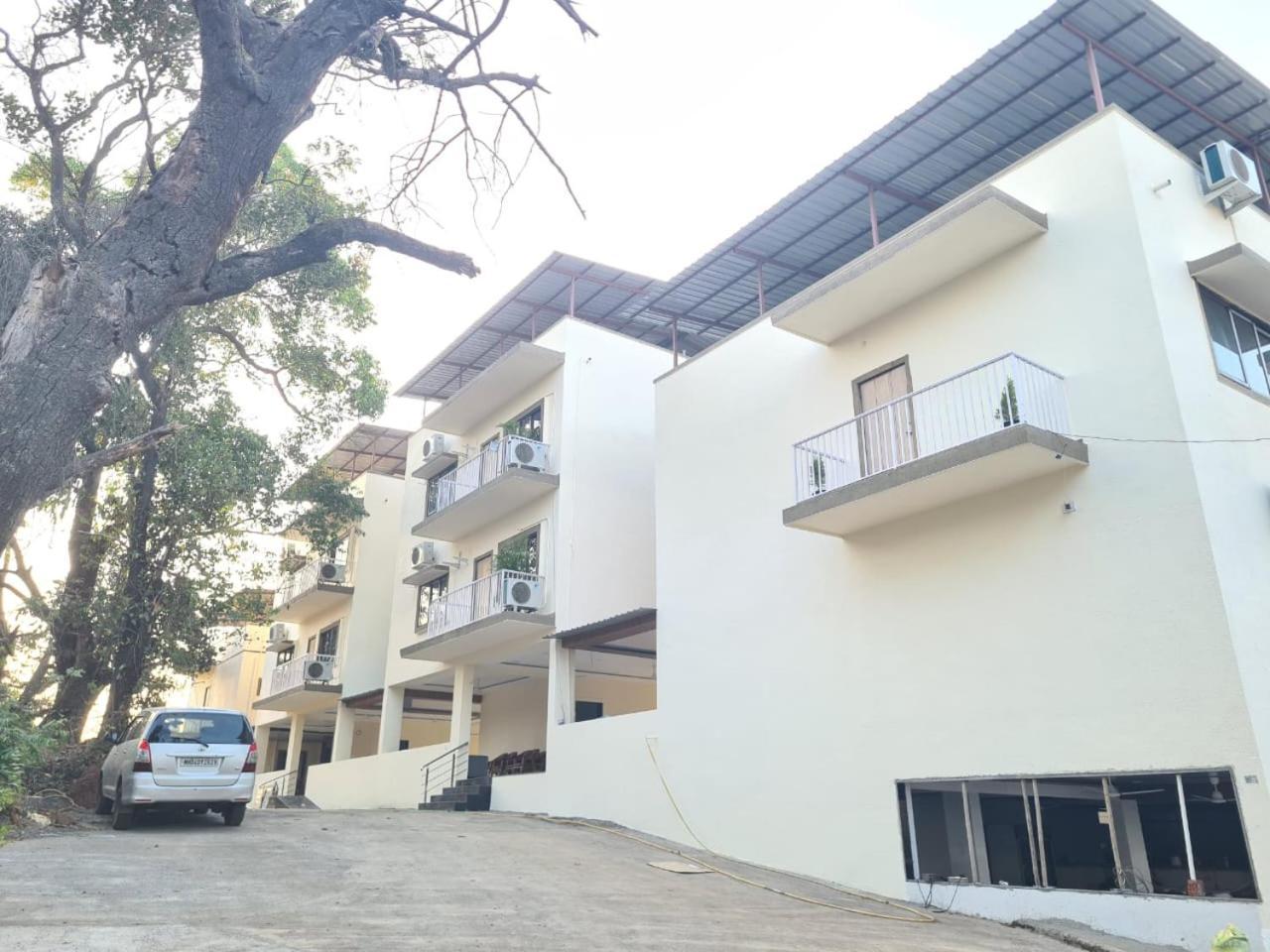 Hill View Hotel By Bil Lonavala Kültér fotó