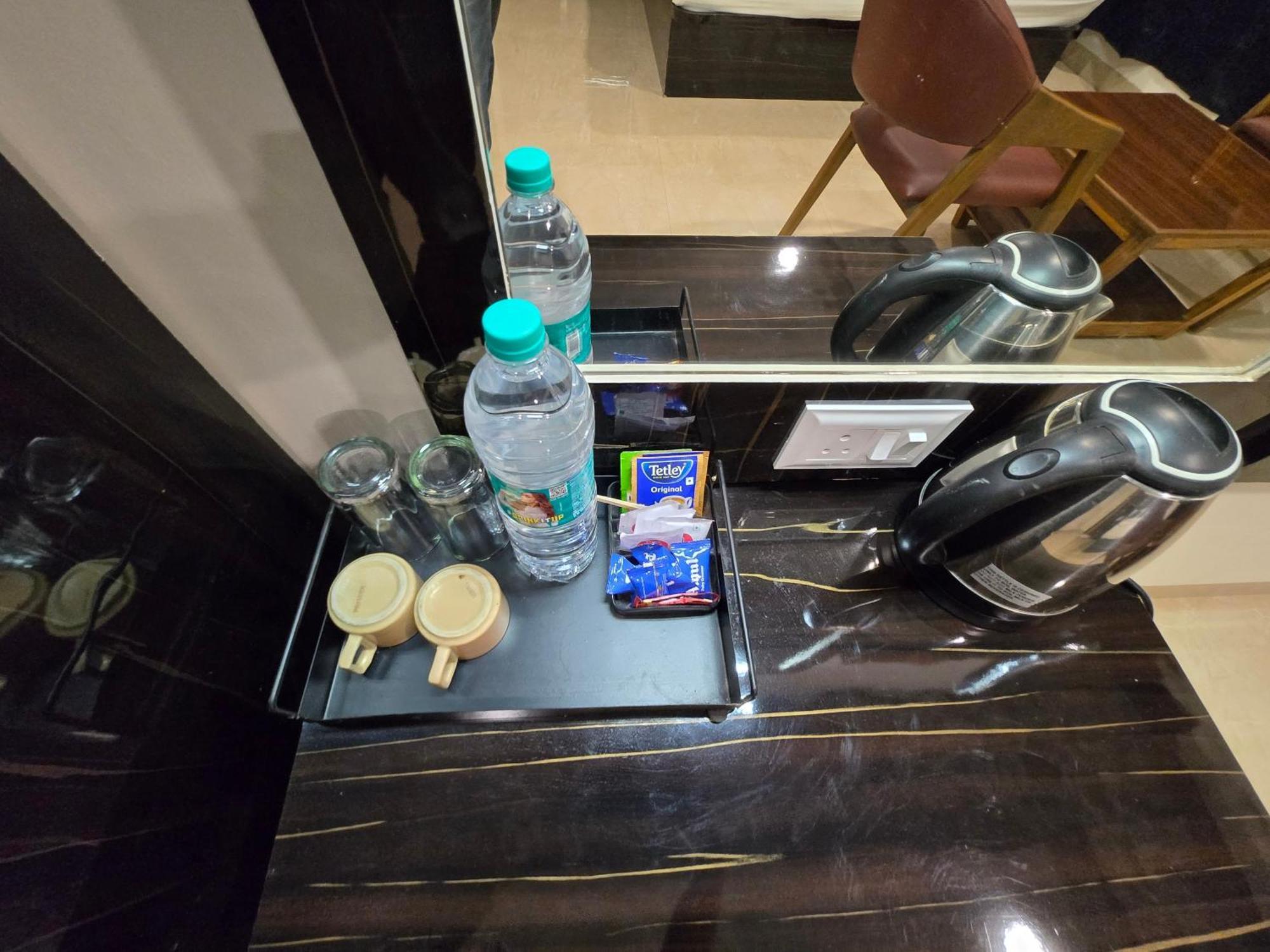 Hill View Hotel By Bil Lonavala Kültér fotó