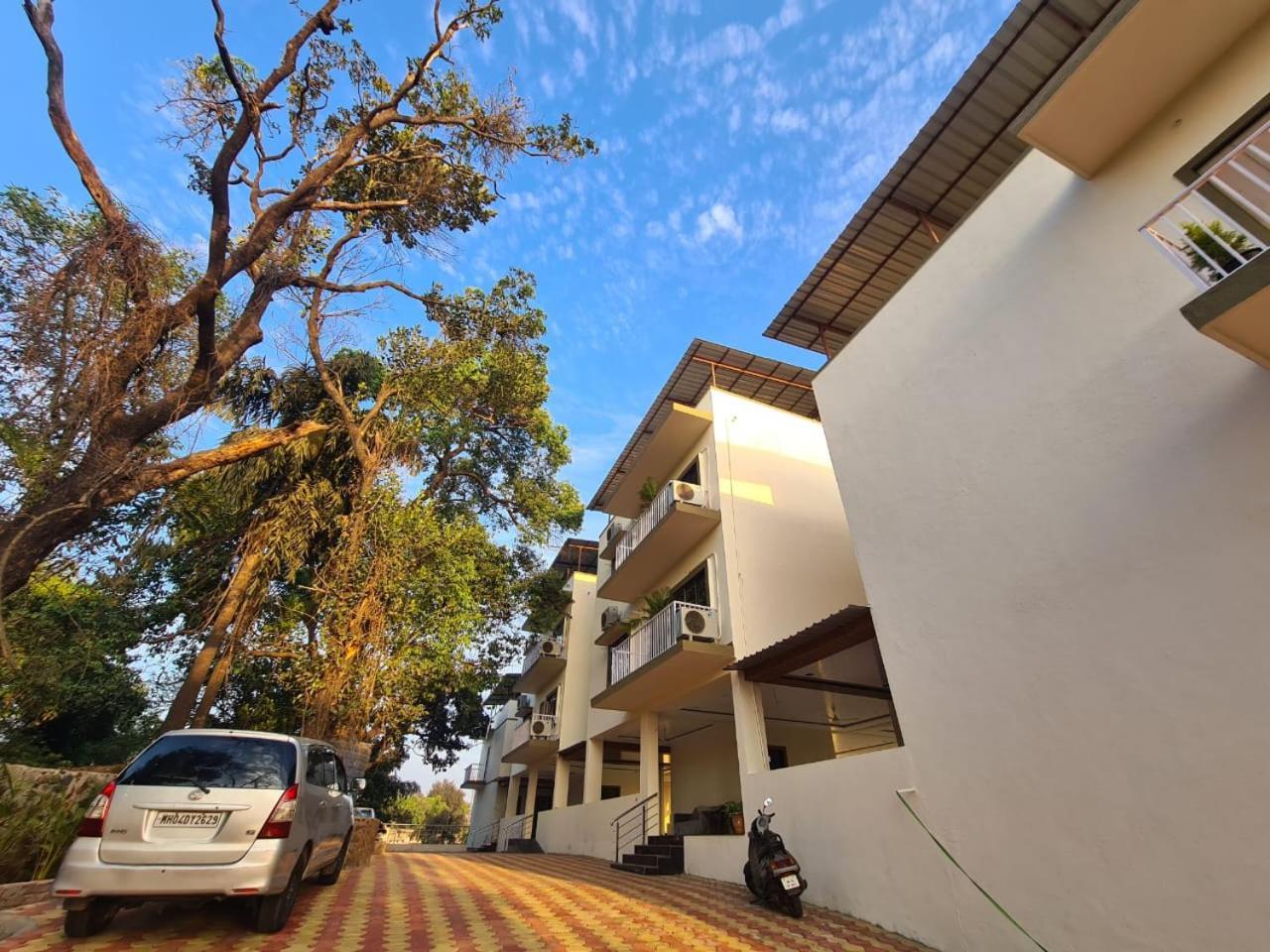Hill View Hotel By Bil Lonavala Kültér fotó