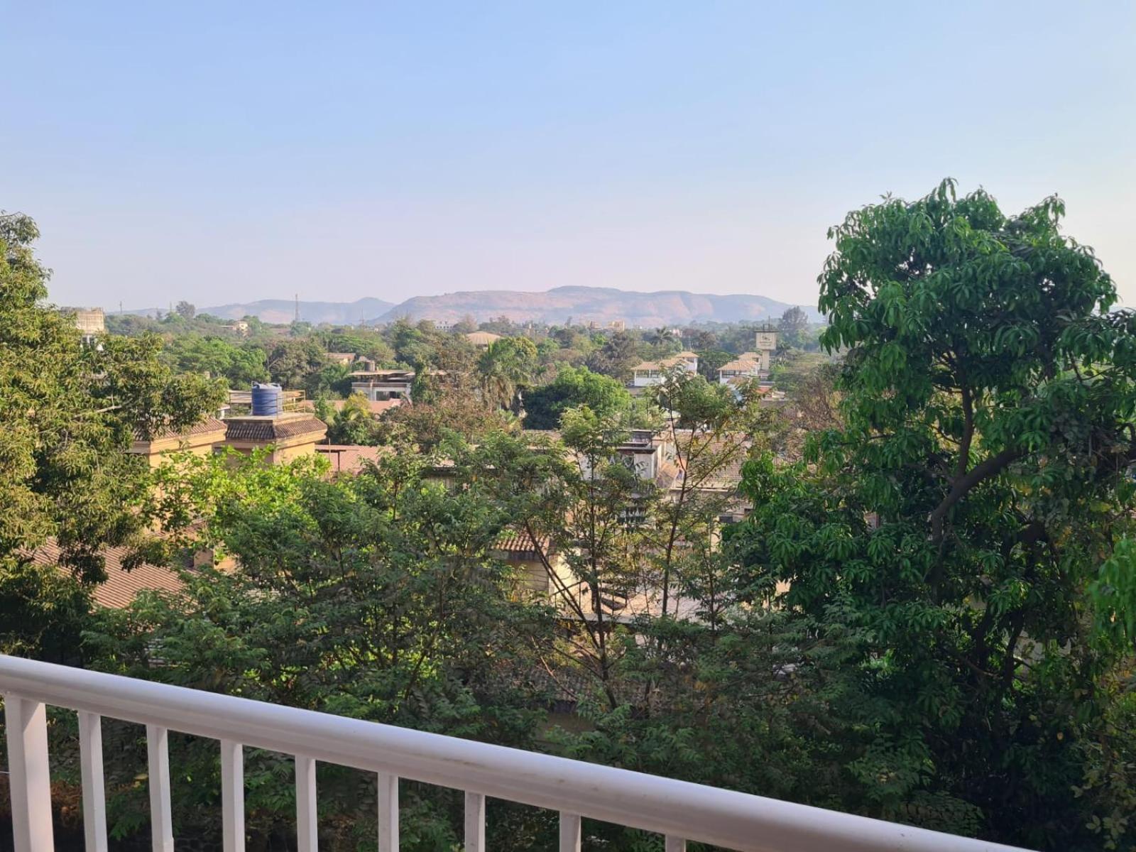 Hill View Hotel By Bil Lonavala Kültér fotó