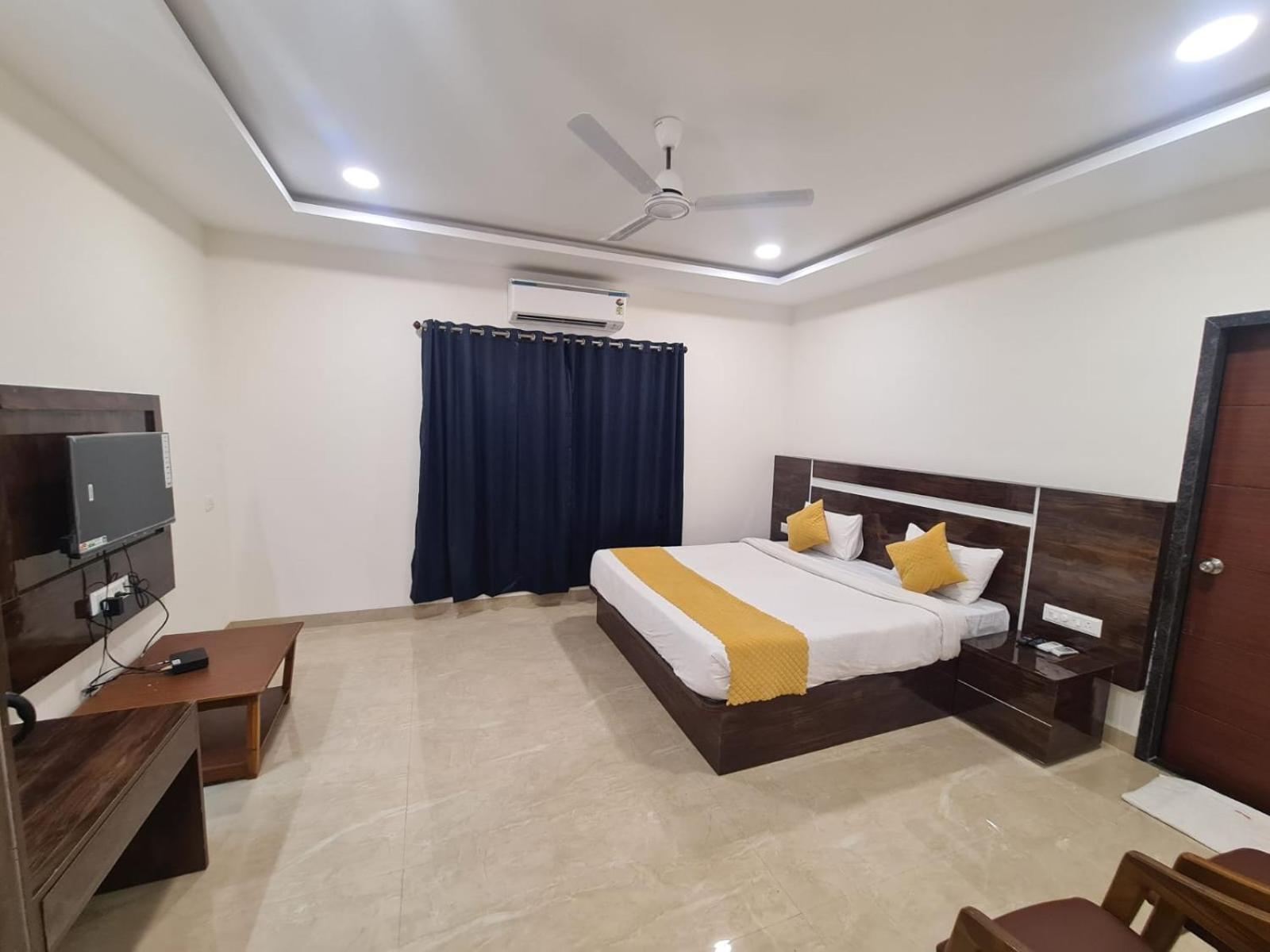 Hill View Hotel By Bil Lonavala Kültér fotó